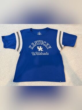 Kentucky Wildcats Blue Short Sleeve Tee with Stripe Accents